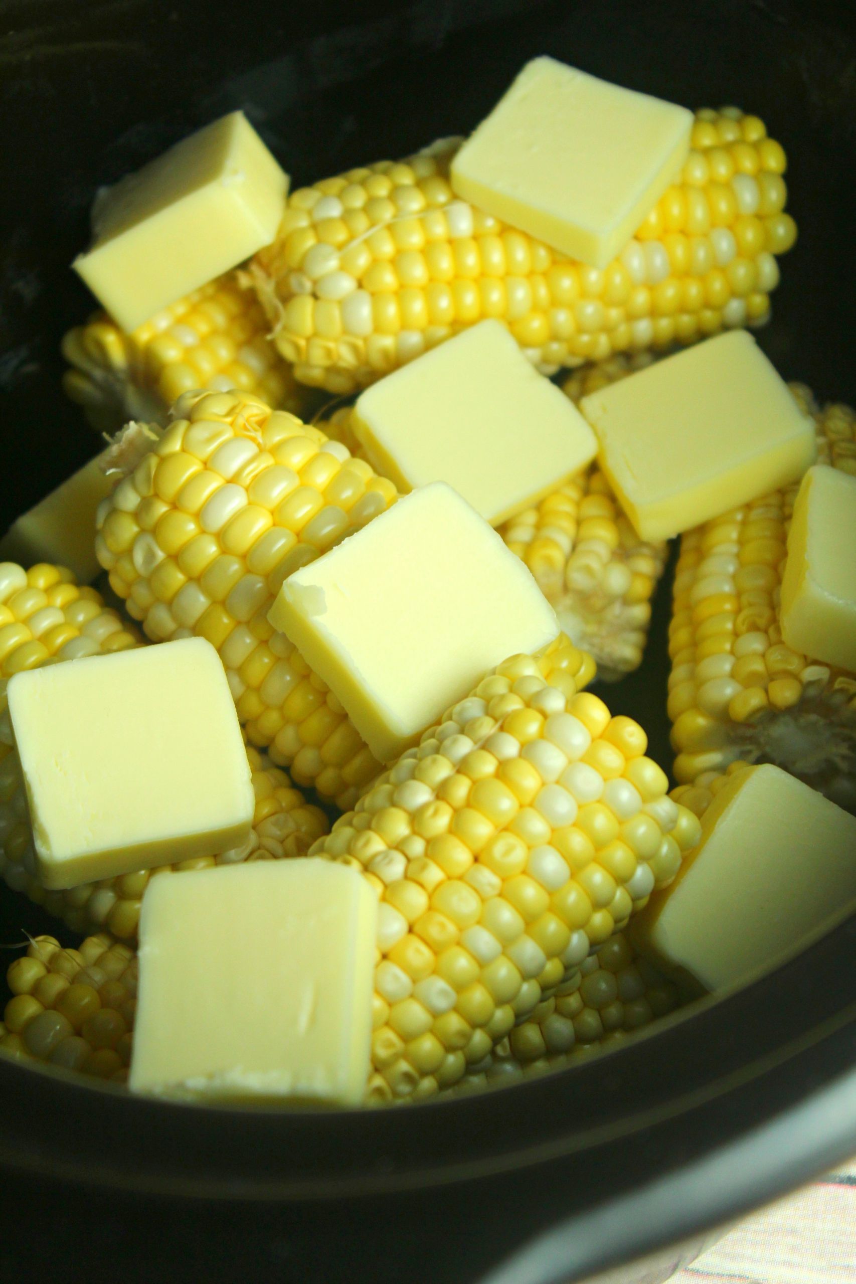 Slow Cooker Corn On The Cob
 Slow Cooker Sweet Buttery Corn on the Cob