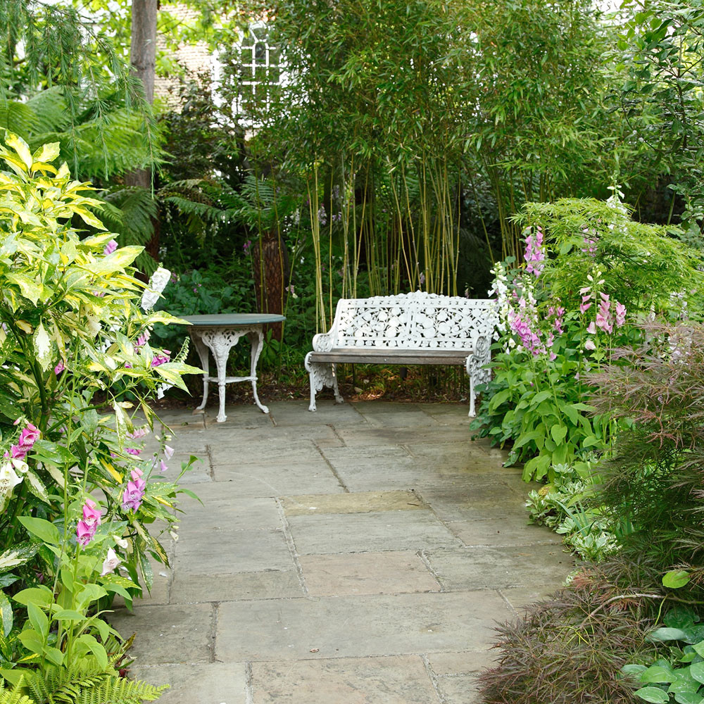 Small Backyard Garden Ideas
 Small garden ideas to revitalise your outdoor space