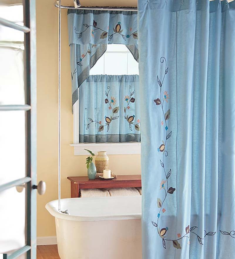 Small Bathroom Curtains
 10 Modern Bathroom Window Curtains Ideas InOutInterior