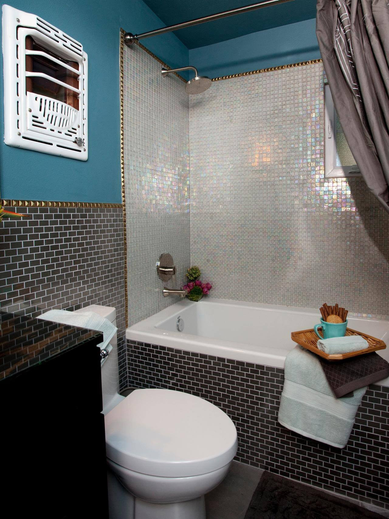 Small Bathroom Tile Designs
 50 Small Bathroom & Shower Ideas