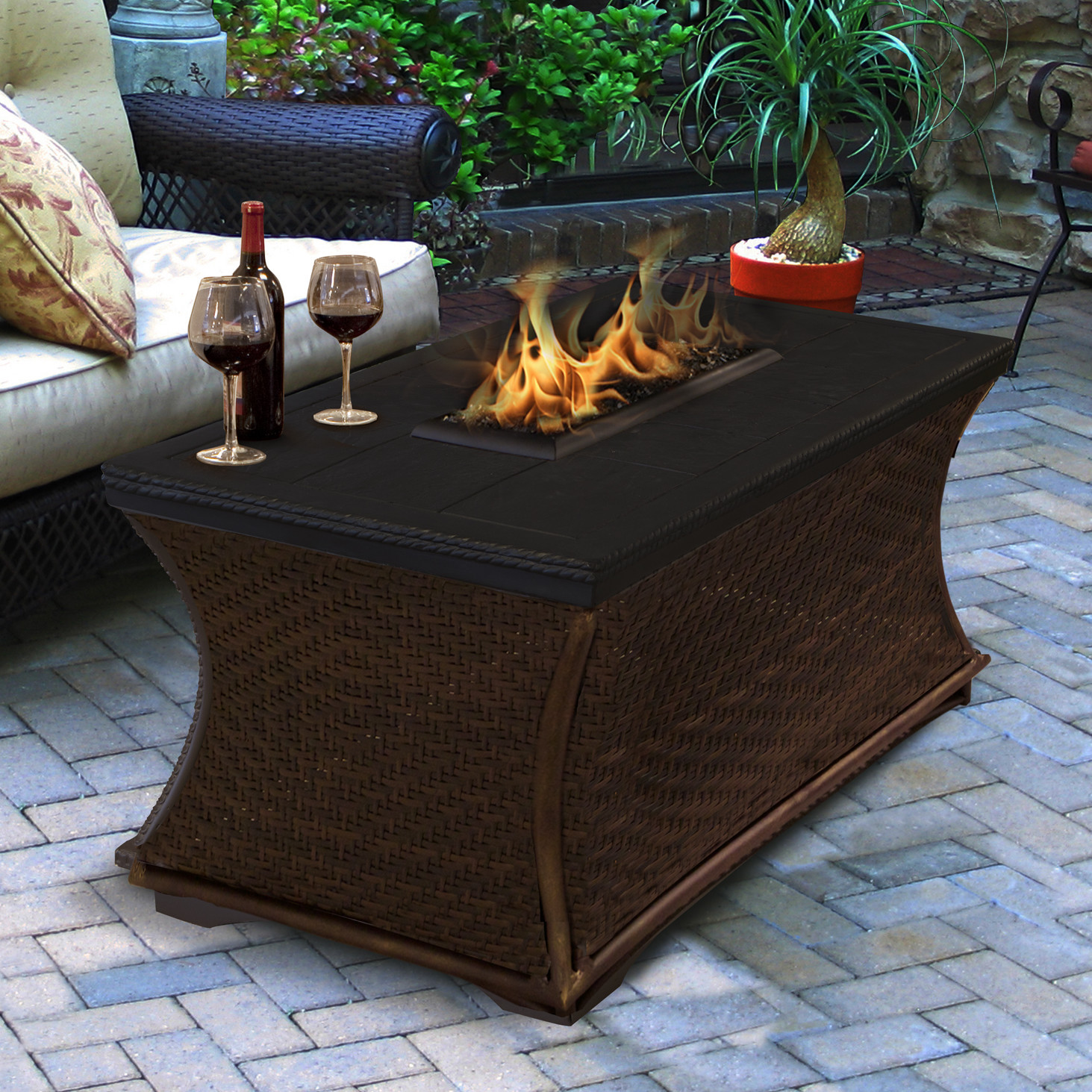 Small Fire Pit Table
 9 Fire Pit Tables For The Outdoor Area Cute Furniture