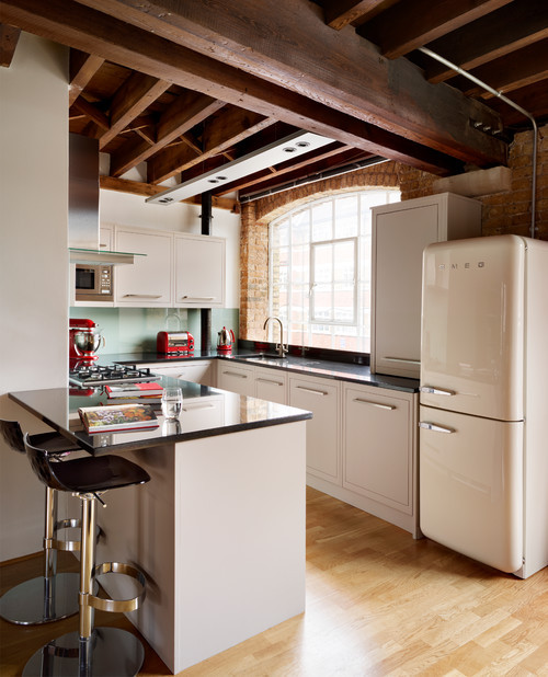 Small Kitchen Breakfast Bar
 9 Ways To Make Islands And Breakfast Bars Work In Small