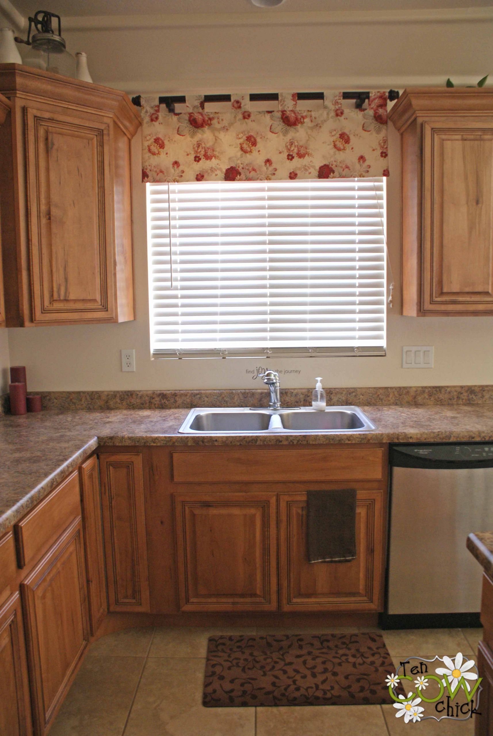 Small Kitchen Window Curtains
 Guide to Choose the Appropriate Kitchen Curtain Ideas