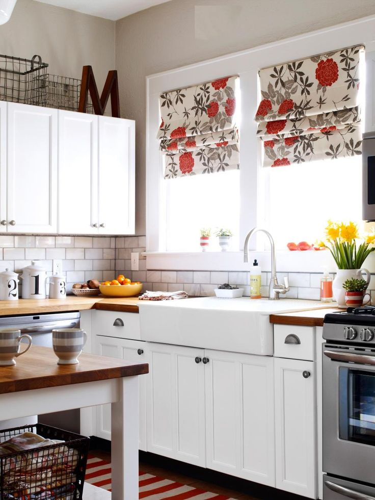 Small Kitchen Window Curtains
 5 Fresh Ideas for Your Kitchen Window Treatments