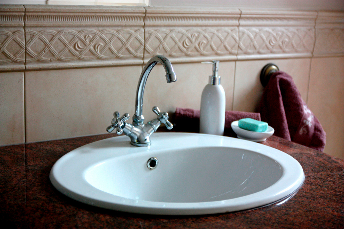 Small Sink Bathroom
 Bathroom Sinks for Small Spaces Decor Dezine