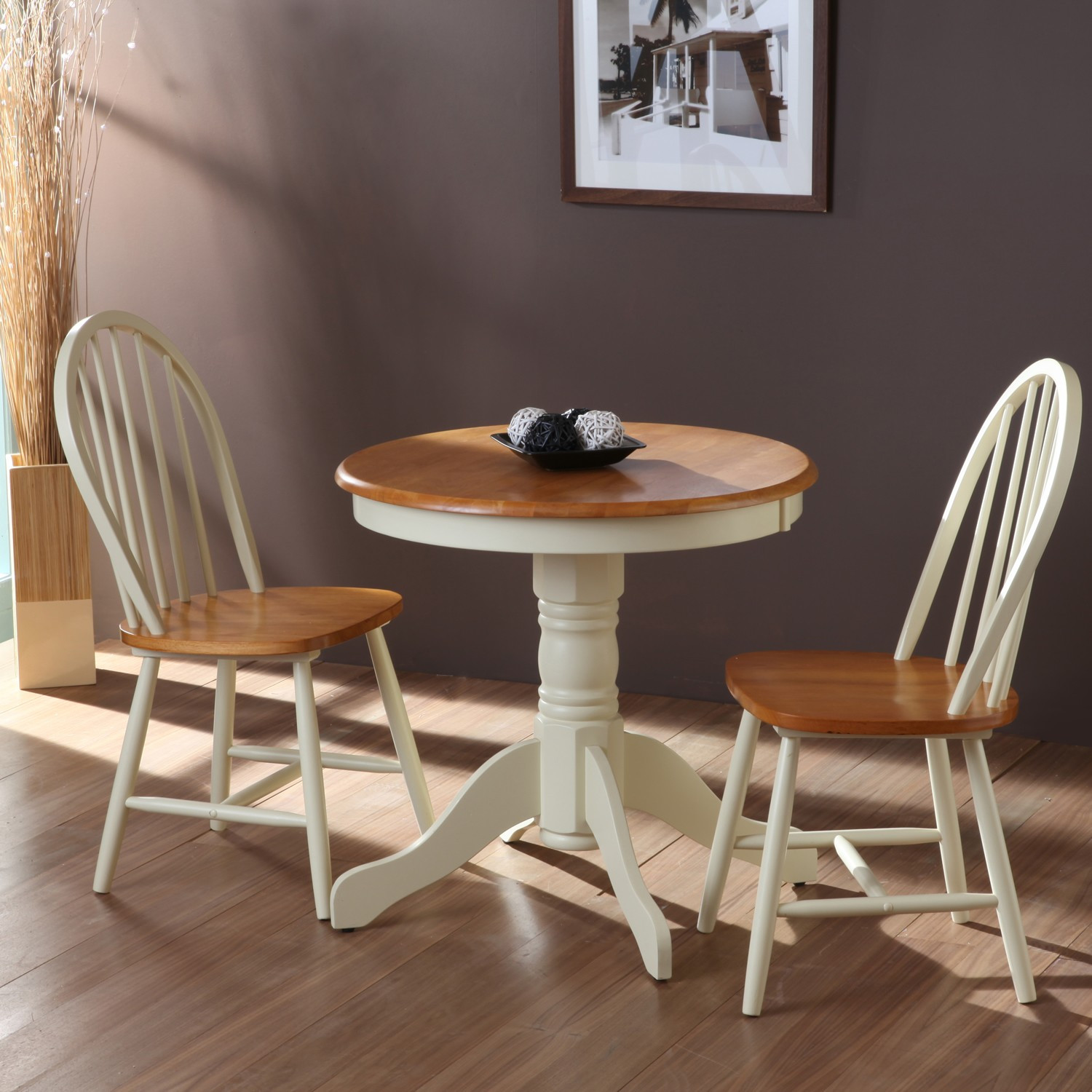 Small White Kitchen Tables
 Beautiful White Round Kitchen Table and Chairs – HomesFeed