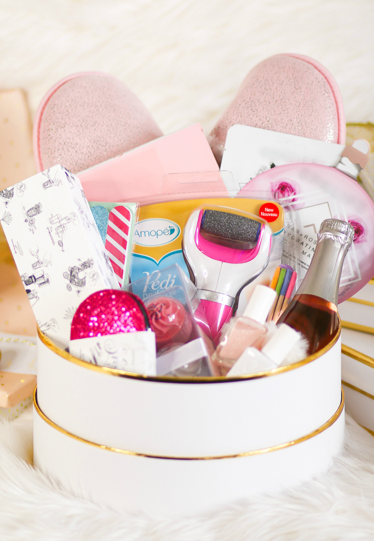 Spa Gift Basket Ideas Homemade
 DIY Spa Gift Basket 12 Self Care Gift Ideas She’ll Love