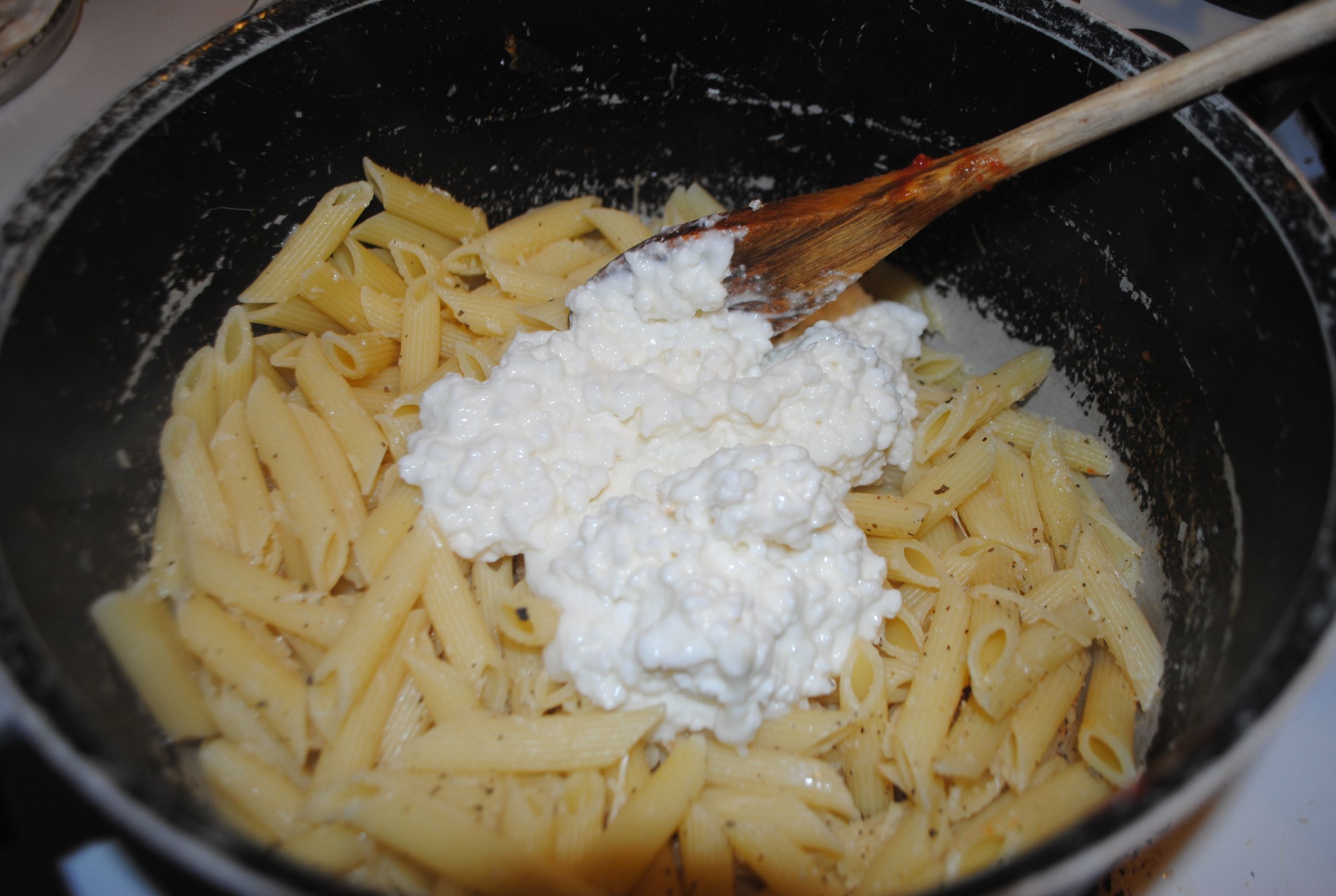 Spaghetti With Cottage Cheese
 COTTAGE CHEESE PENNE PASTA BAKE