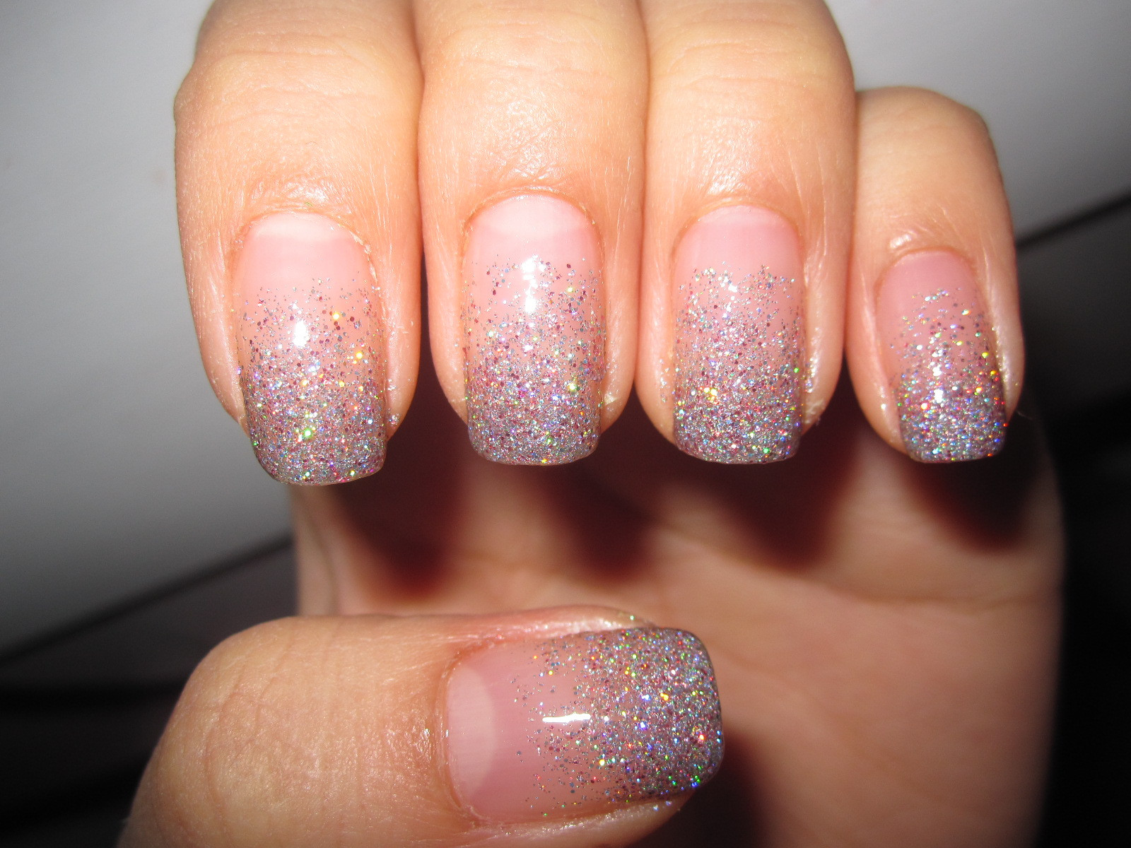 Sparkly Glitter Nails
 Jelly s Nails Glitter Gra nt Nails