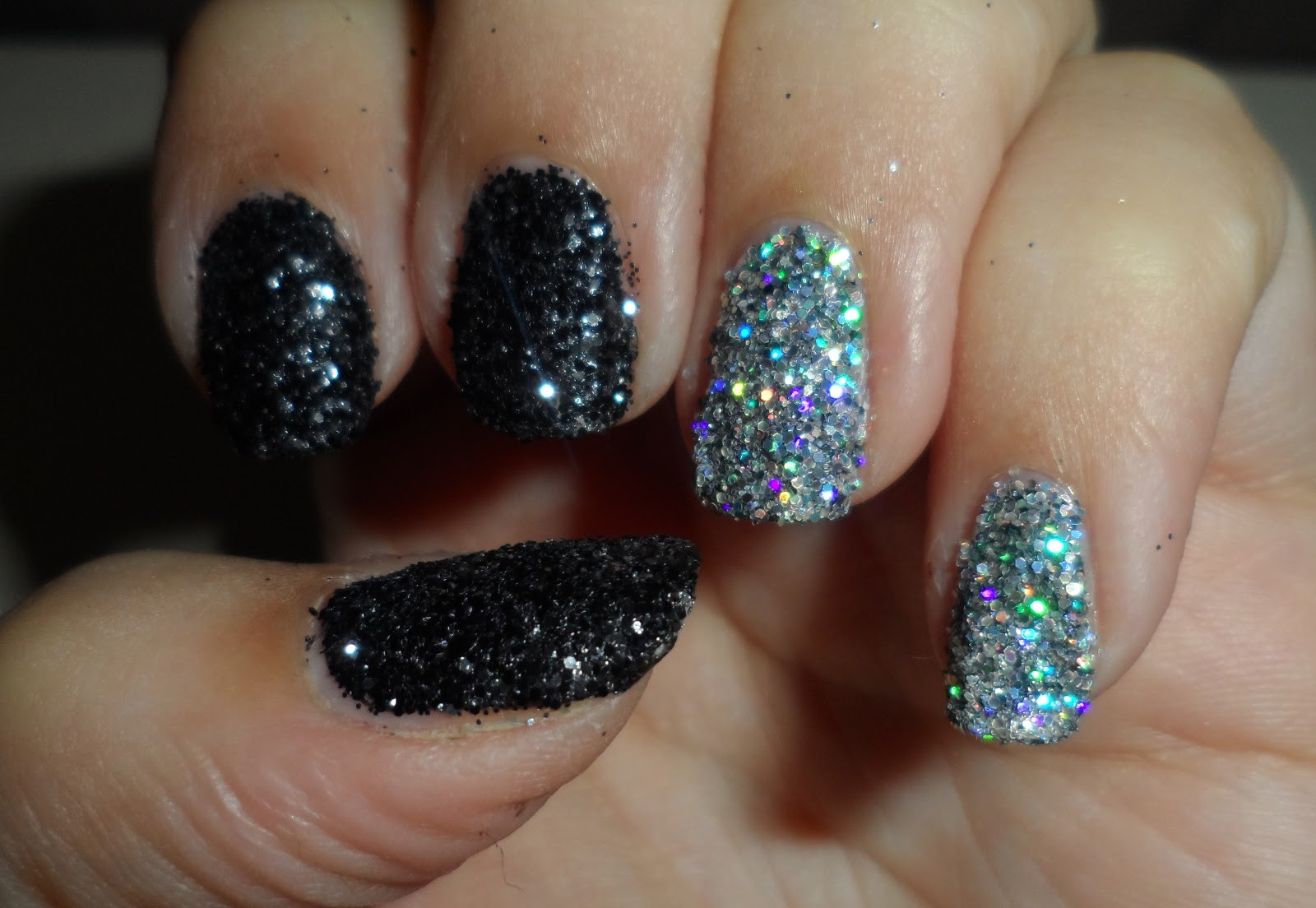 Sparkly Glitter Nails
 NOTD Nails Inc Bling it on rocks extreme sparkly glitters