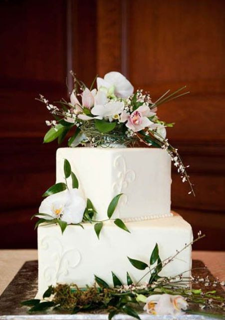 Square Wedding Cakes Pictures
 30 Gorgeous Square Wedding Cake Ideas crazyforus