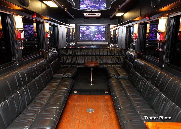 St Louis Bachelorette Party Ideas
 Fun Tyme Limousine St Louis MO Chauffeured Limousine