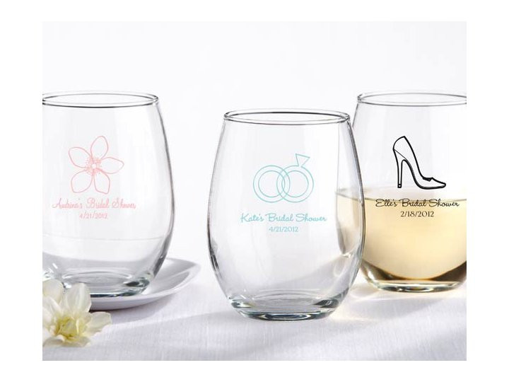 Stemless Wine Glasses Wedding Favors
 Chic stemless wine glasses for wedding guest favors