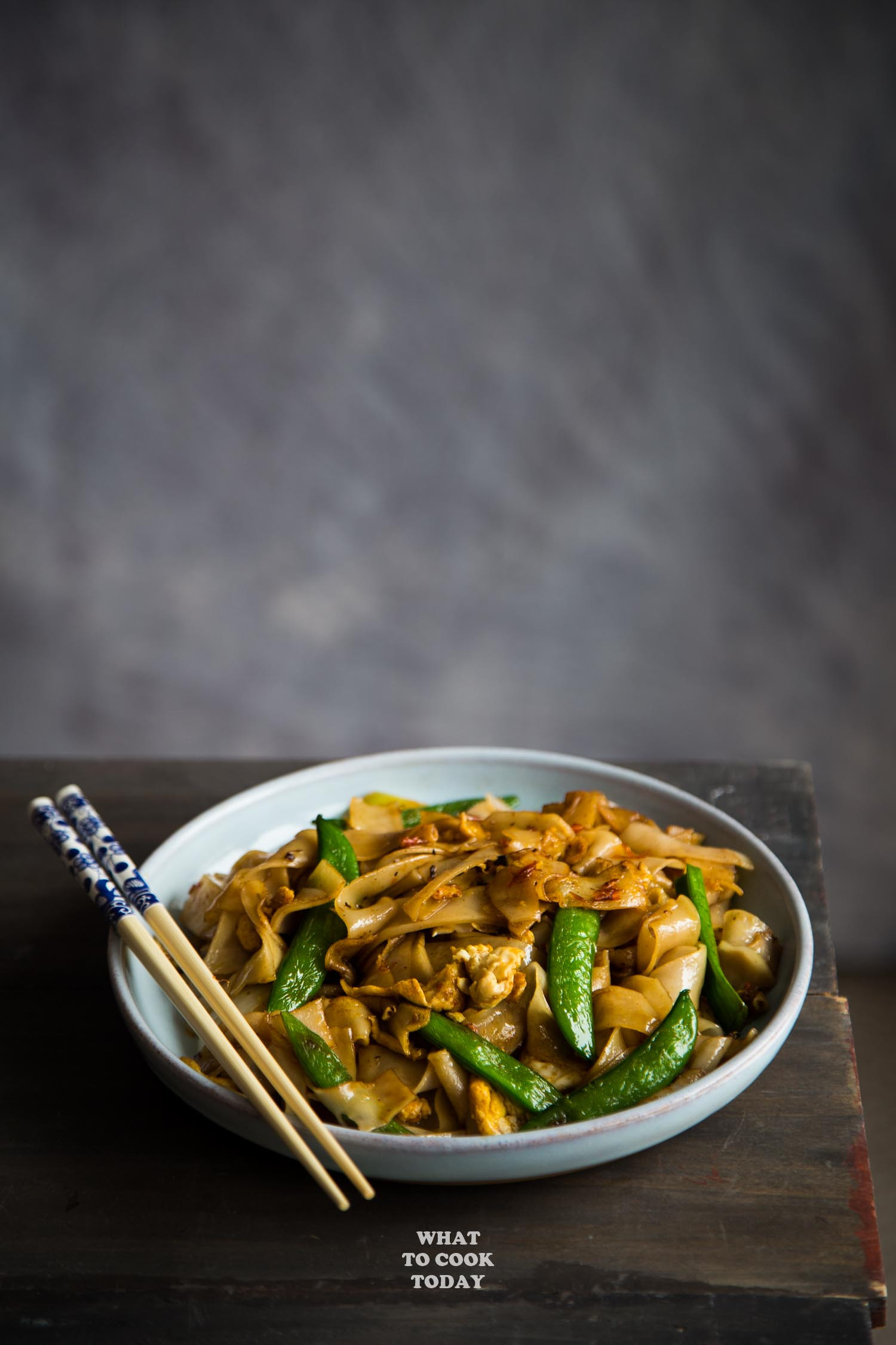 Stir Fried Flat Noodles
 Easy and Quick Stir fried Flat Rice Noodles with Chili