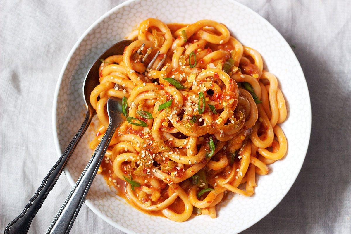 Stir Fried Udon Noodles
 Udon Noodles Stir Fry Recipe with Kimchi Sauce — Eatwell101