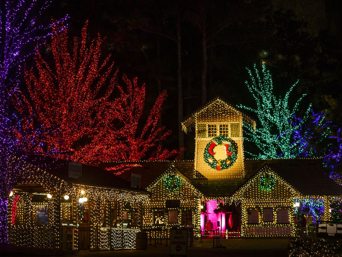 Stone Mountain Christmas Hours
 Top 10 places around Atlanta to celebrate the holidays