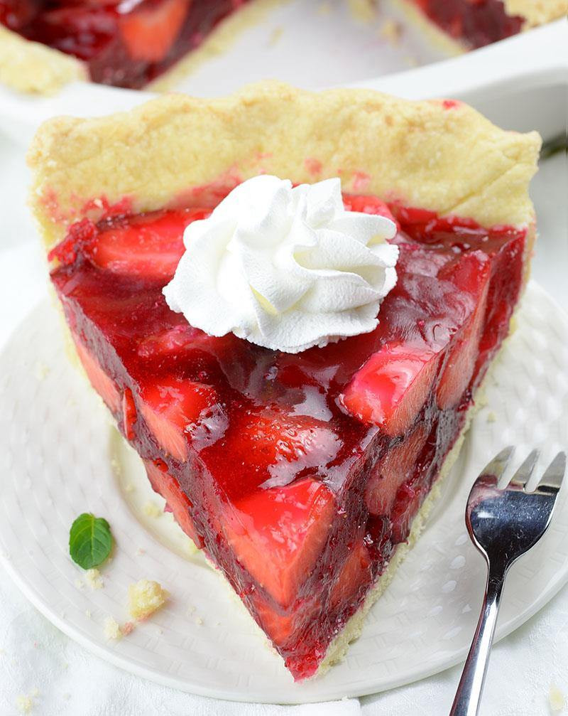 Strawberry Dessert Ideas
 Fresh Strawberry Pie
