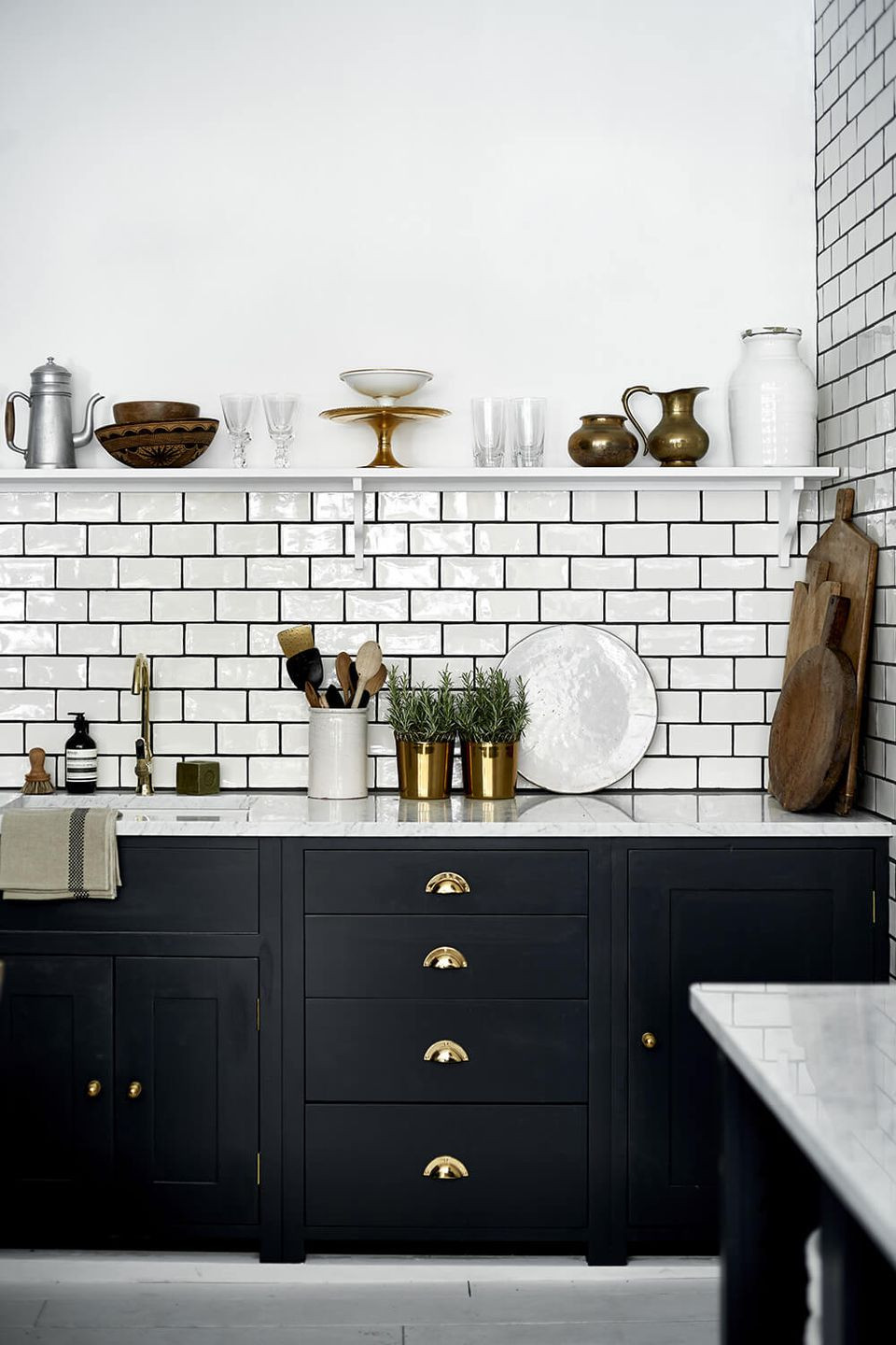 Subway Tile Colors Kitchen
 19 Ways to Use Subway Tile in the Kitchen