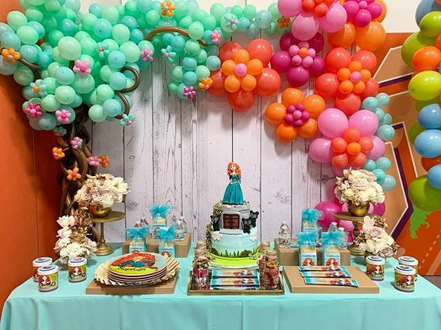 Summer 18Th Birthday Party Ideas
 22 Best 18th Birthday Party Ideas for Summer Home