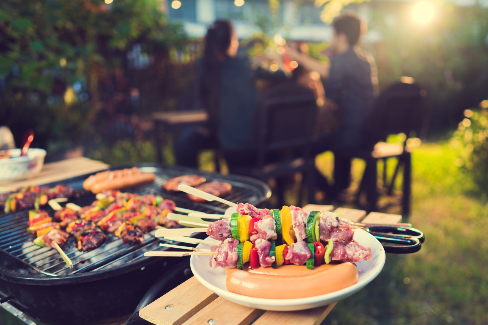 Summer Barbecue Party Ideas
 6 Best Summer Garden Party Ideas for Every Type of Host