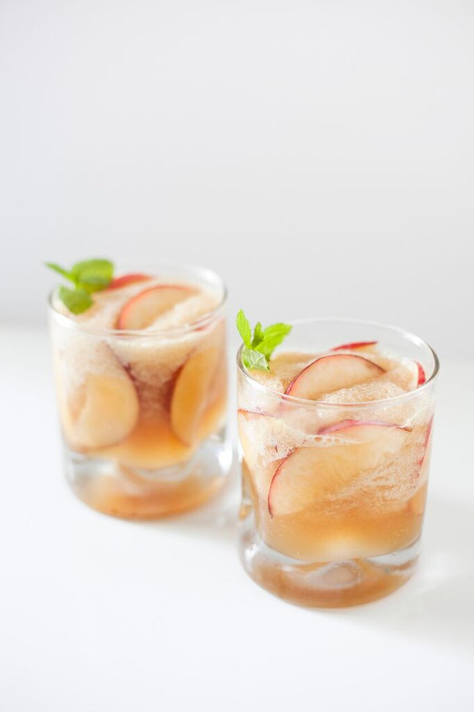 Summer Bourbon Drinks
 Summer Bourbon Peach Limeade Cocktail — Healthfully Ever After