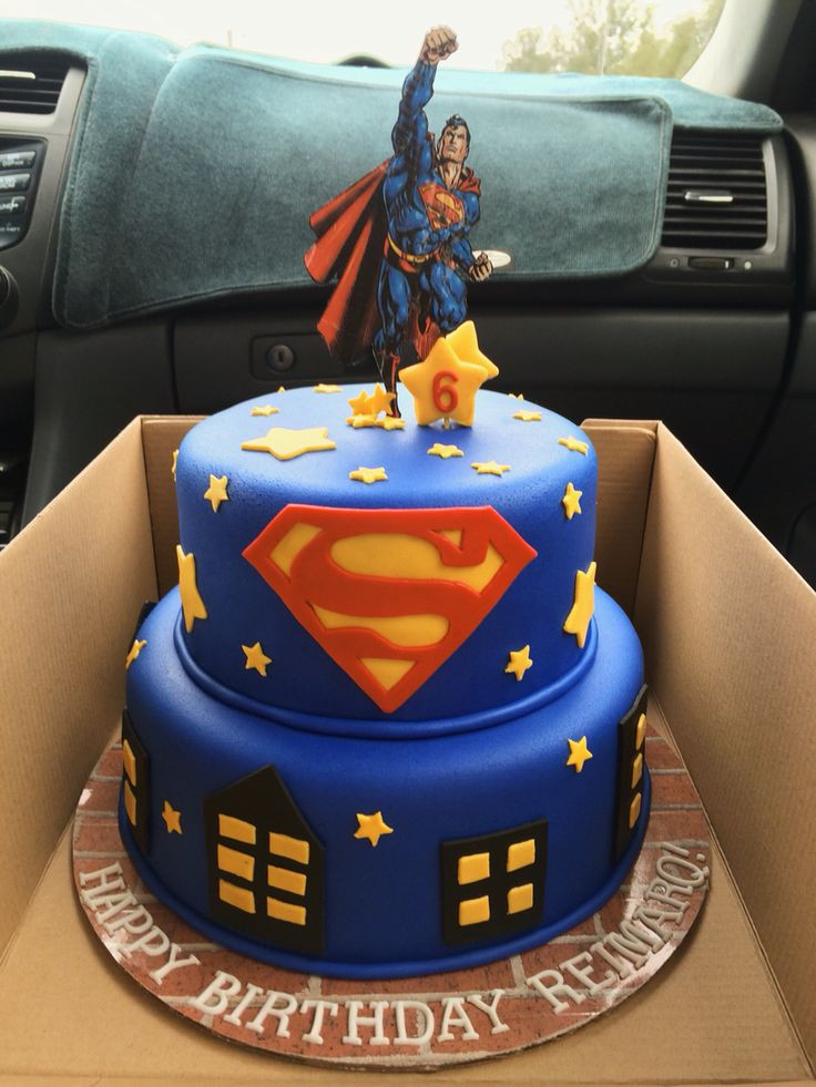 Superman Birthday Cakes
 Superman birthday cake with fondant decorations