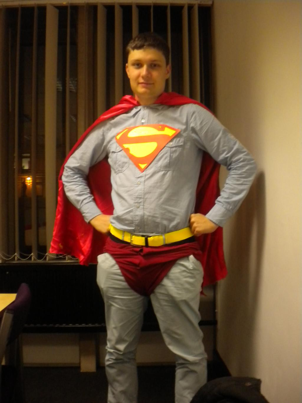 Superman Costume DIY
 homemade Superman costume by woodywoodwood on DeviantArt