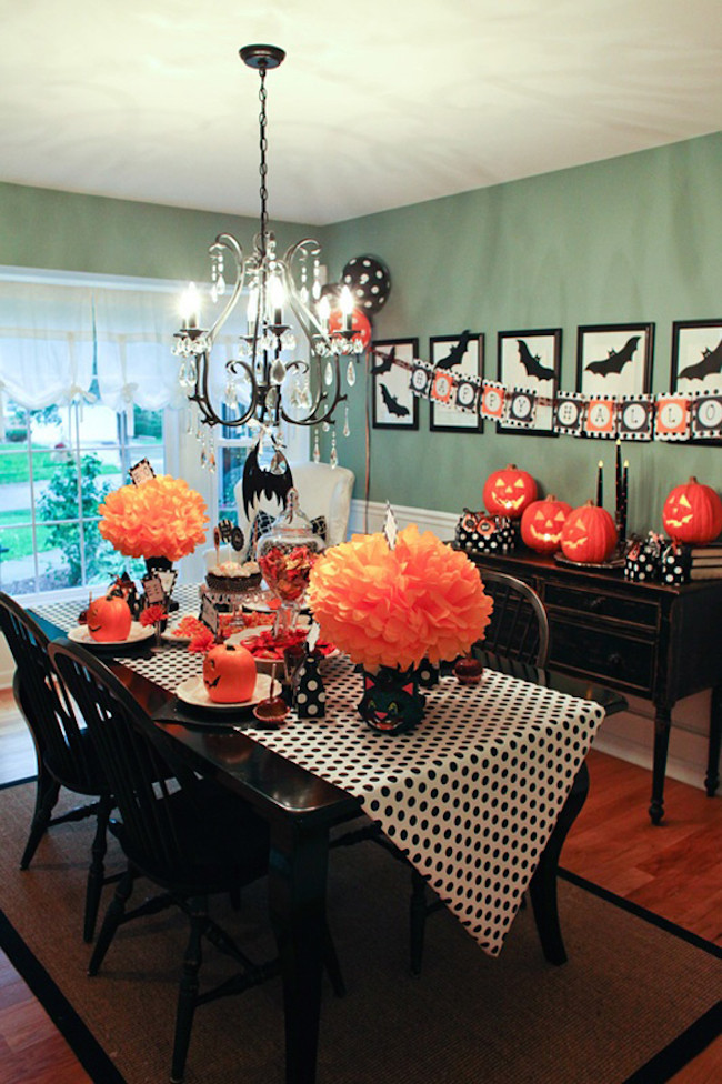 Table Decorating Ideas For Halloween Party
 41 Beautiful Halloween Table Decor Ideas