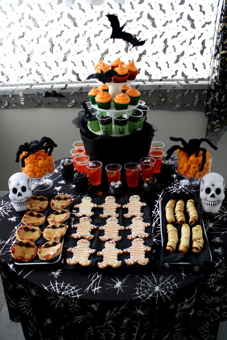 Table Decorating Ideas For Halloween Party
 41 Halloween Food Decorations Ideas To Impress Your Guest