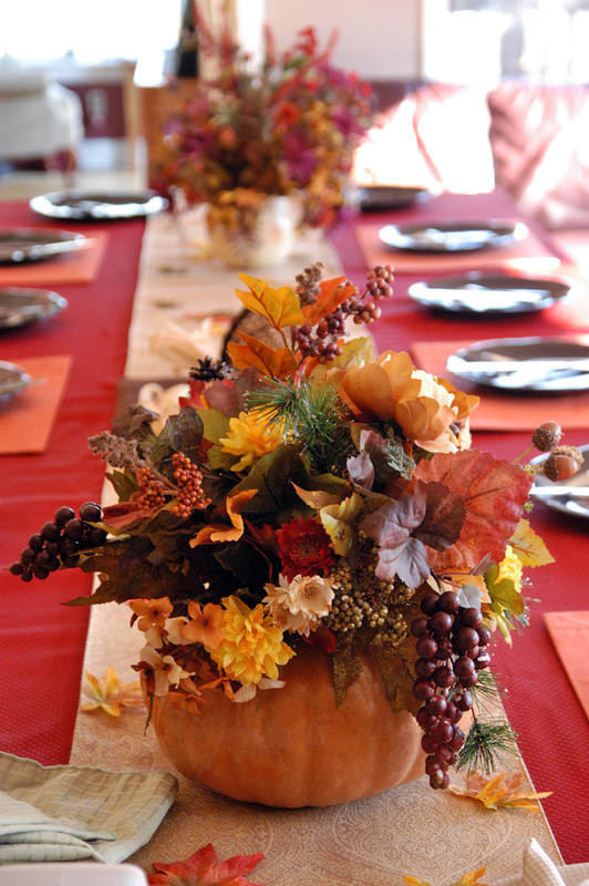 Table Decorations For Thanksgiving
 5 Quick and Cheap Thanksgiving Decorating Ideas • The