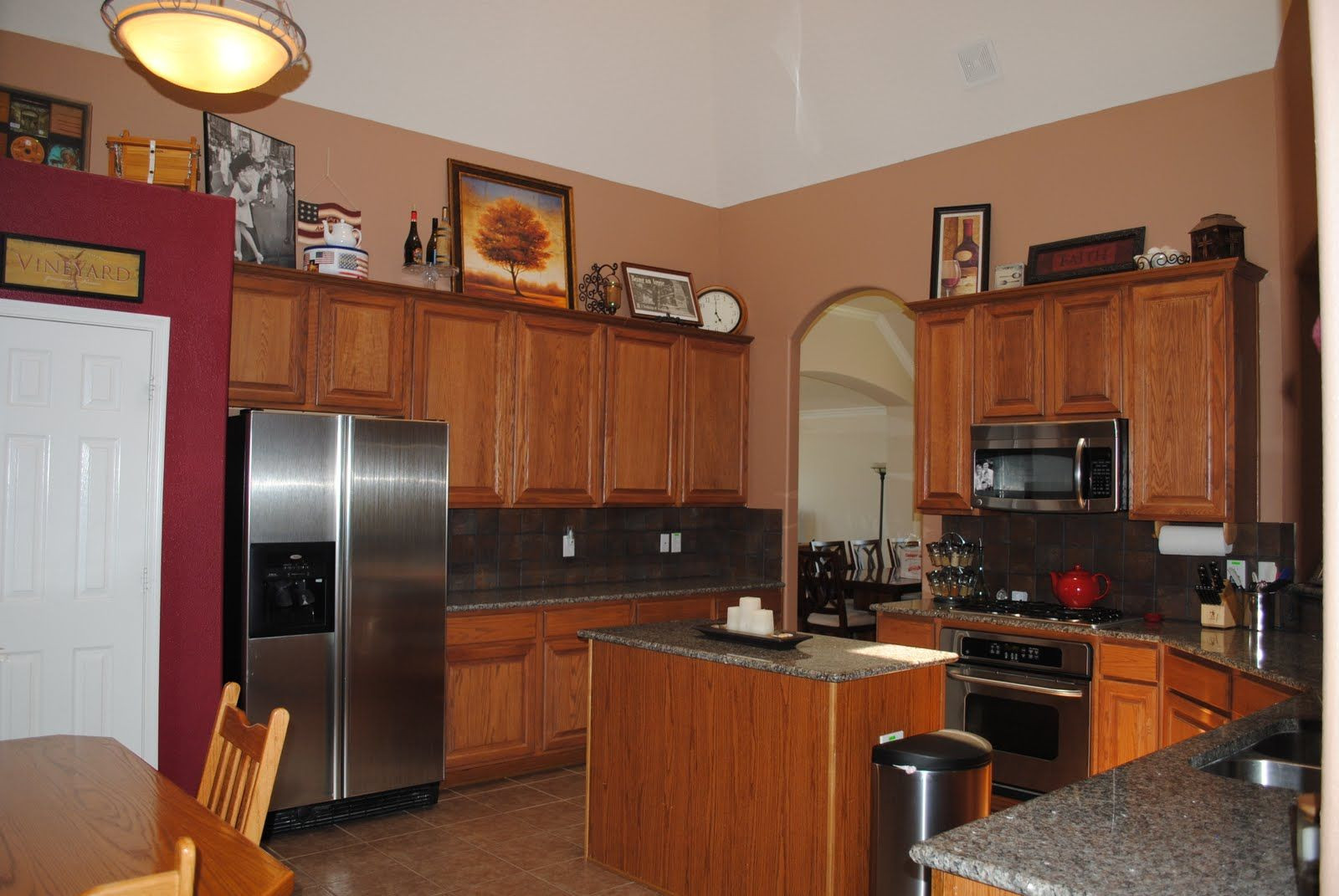 Tan Kitchen Walls
 Accent Paint Colors In Kitchen