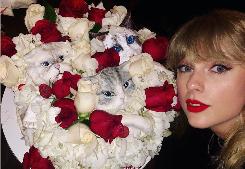 Taylor Swift Birthday Cake
 Taylor Swift Celebrates Her 30th Birthday With a Creepy