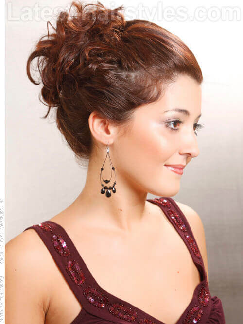 Teenage Updo Hairstyles
 20 Totally Easy Teen Hairstyles to Recreate This Winter