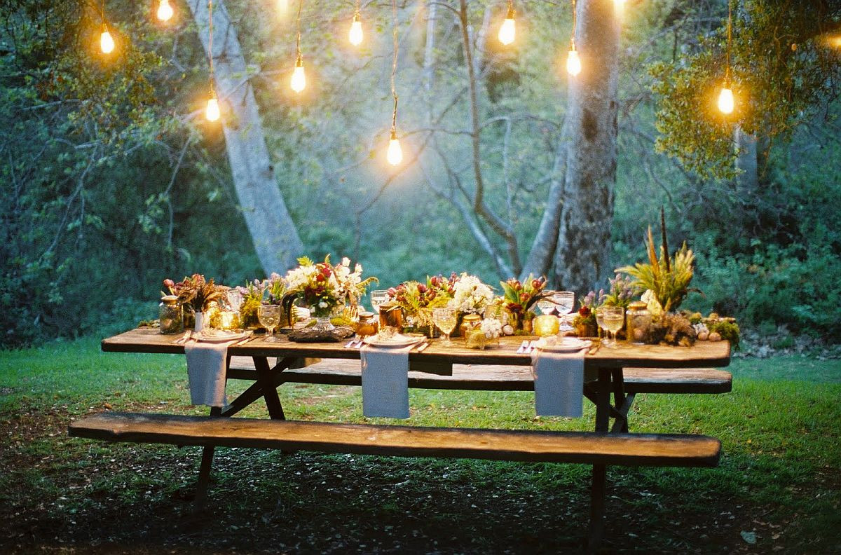Thanksgiving Dinner Party Ideas
 15 Outdoor Thanksgiving Table Settings for Dining Alfresco