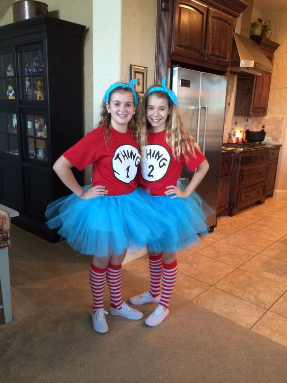 Thing 1 Costume DIY
 60 Awesome Girlfriend Group Costume Ideas 2017
