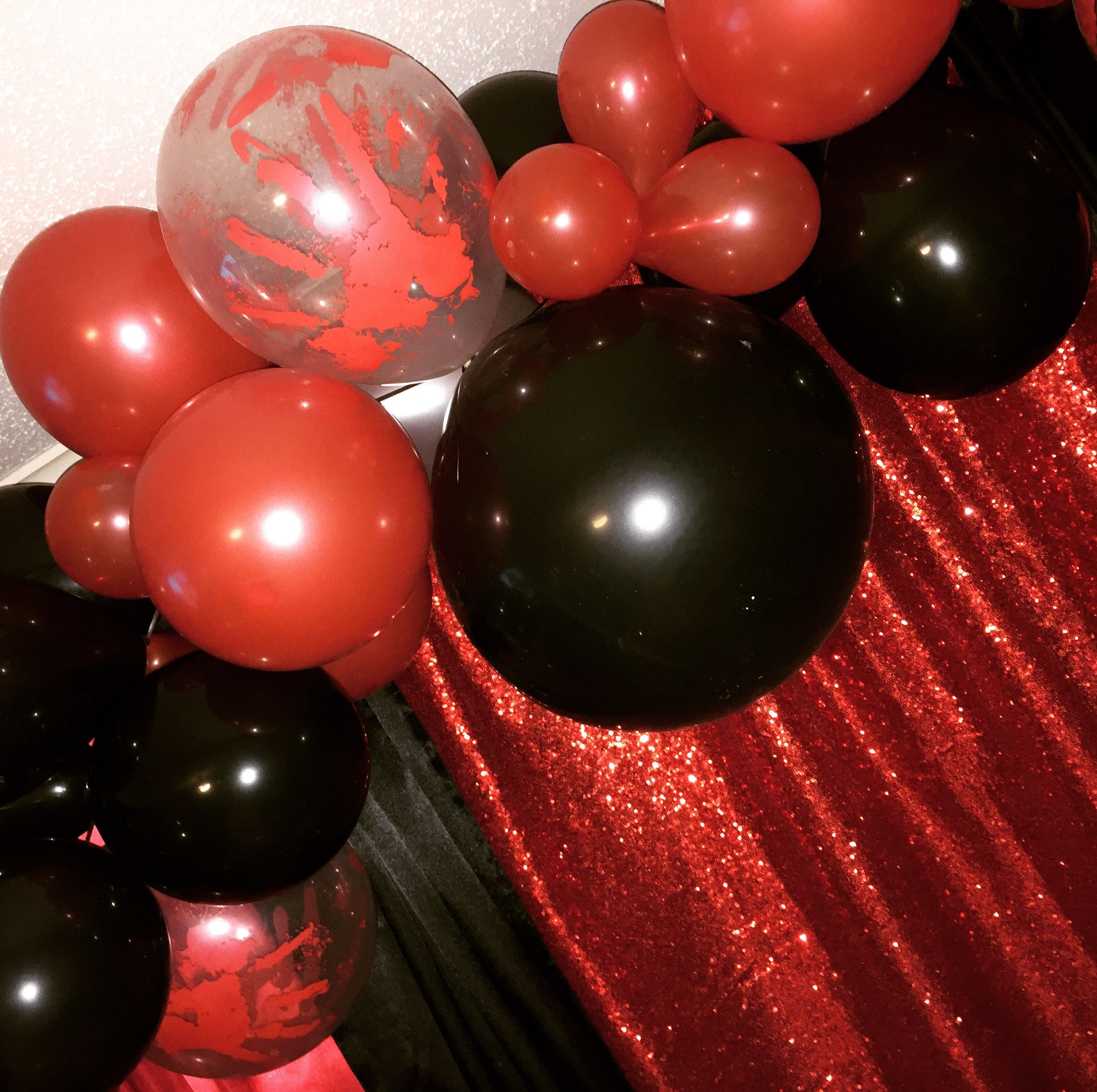 Thriller Halloween Party Ideas
 Thriller Halloween party balloons