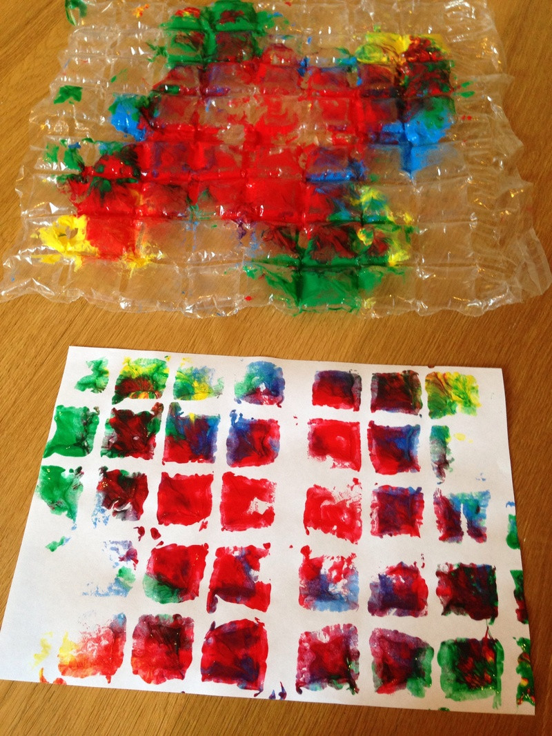 Toddler Art Craft
 Bubble Wrap Prints My Kid Craft