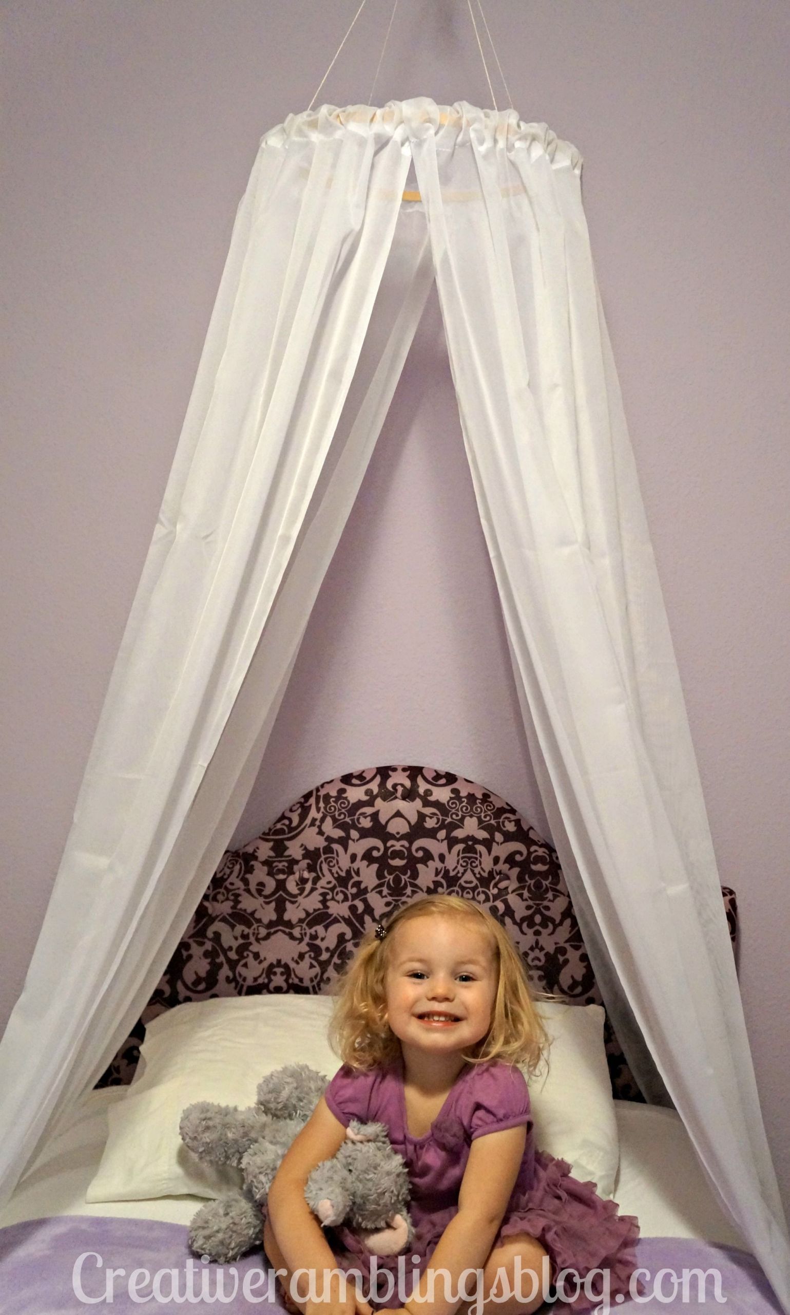 Toddler Bed Canopy DIY
 Easy DIY Princess Canopy