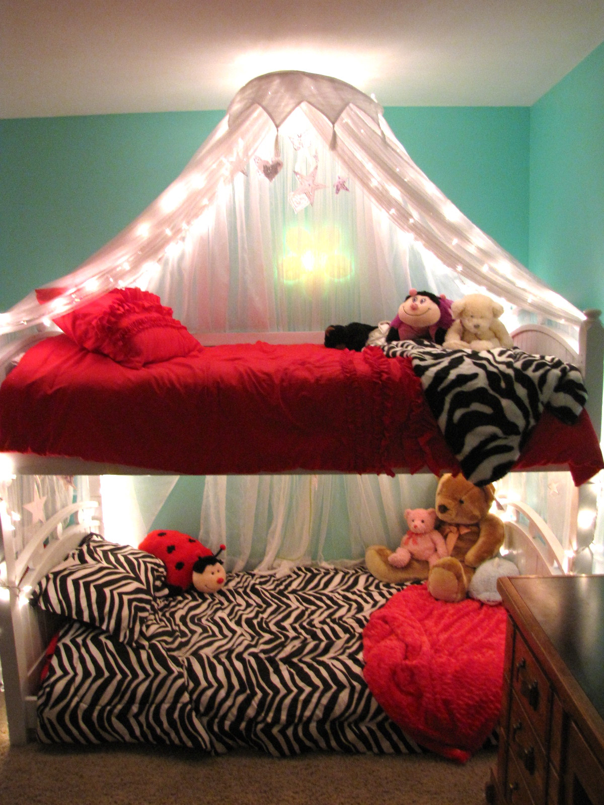 Toddler Bed Canopy DIY
 Priddy Haven Project Girls Lighted Bed Canopy