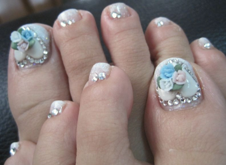 Toe Nail Designs For Wedding
 21 Wedding Toe Nail Art Designs