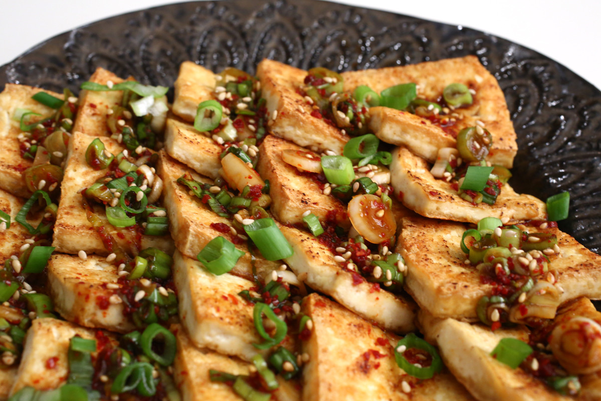 Tofu Seasoning Recipes
 Korean food photo Pan fried tofu with delicious seasoning