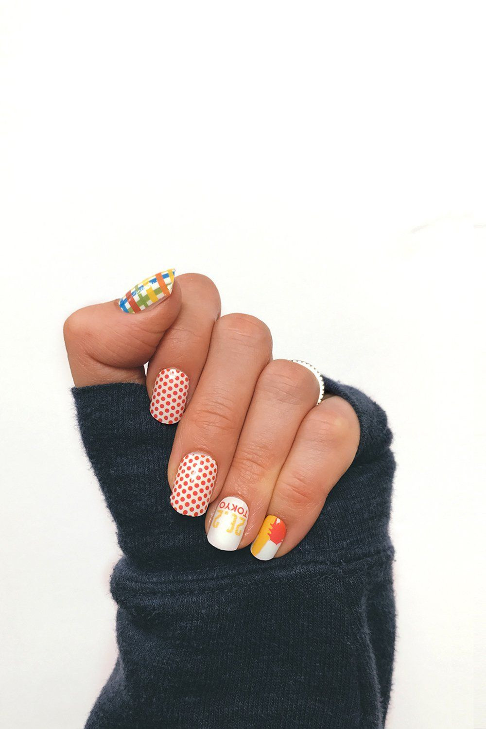 Tokyo Nail Art Bar
 Tokyo Marathon Nail Wraps runner nails running themed