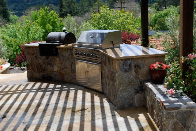 Traeger Built In Outdoor Kitchen
 Outdoor Kitchen Designs That Bring Indoor forts Out