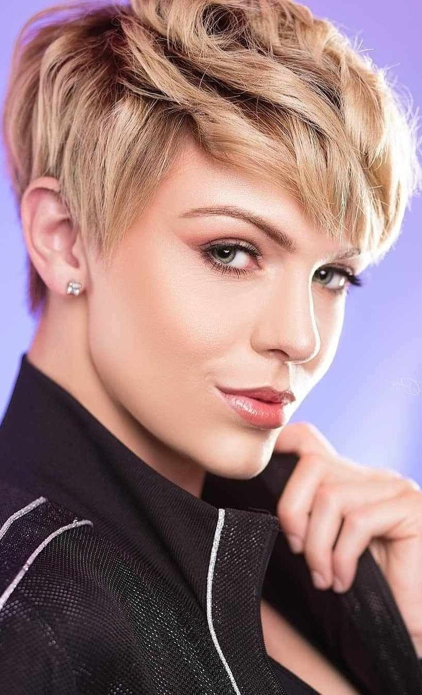 Trendy Hairstyles For Women
 23 Cool Short Haircuts for Women for Killer Looks Short