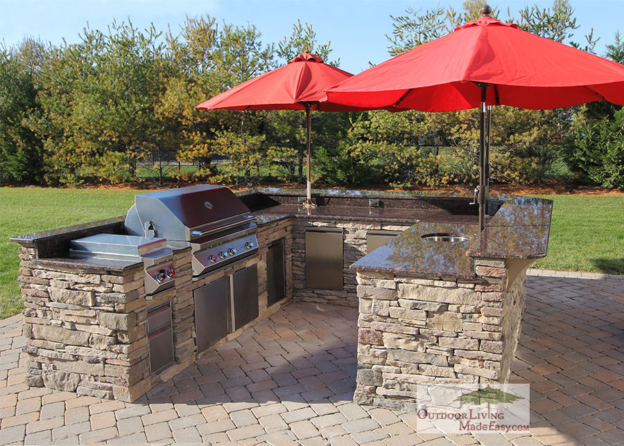 U Shaped Outdoor Kitchen
 Custom Built Outdoor Kitchens 2012 Huge U Shape Kitchen