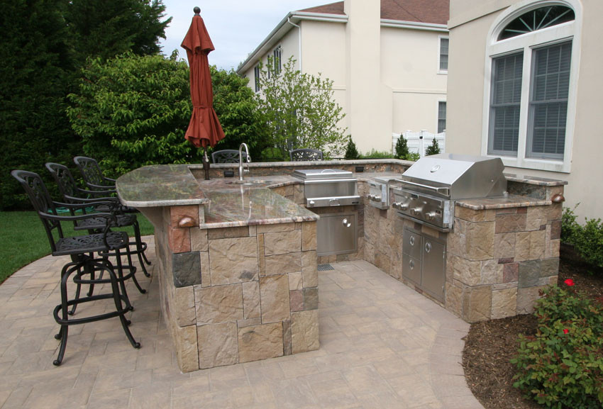 U Shaped Outdoor Kitchen
 Custom Built Outdoor Kitchens 2010 Big U Shape Kitchen