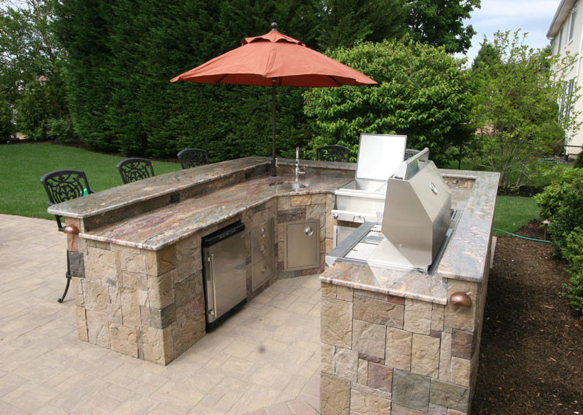 U Shaped Outdoor Kitchen
 Custom Built Outdoor Kitchens 2010 Big U Shape Kitchen