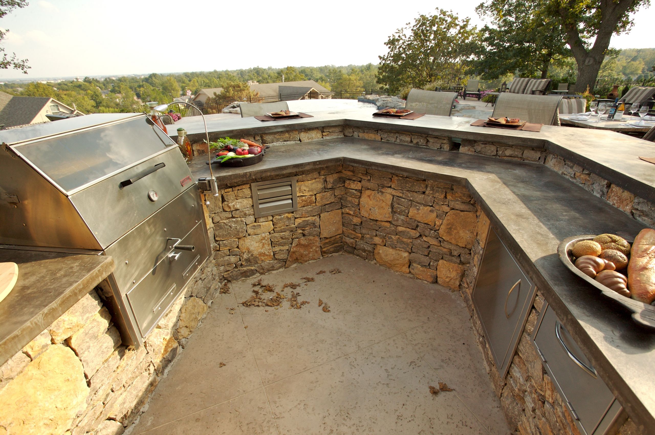 U Shaped Outdoor Kitchen
 Outdoor Kitchen Design Ideas for your Tulsa Home