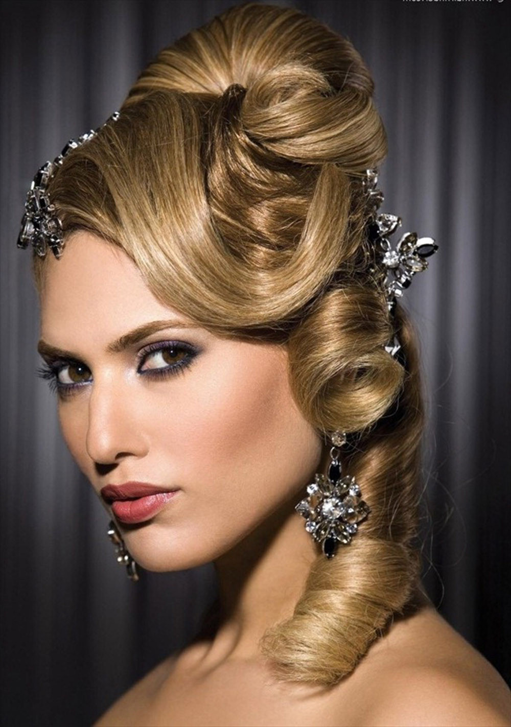 Unique Prom Hairstyles
 20 Unique Prom Hairstyles Ideas With MagMent