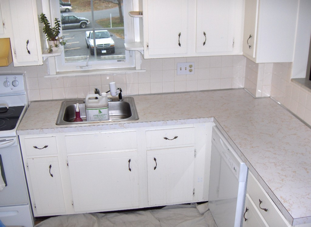 Update Kitchen Countertops
 Countertop Refinishing Resurfacing